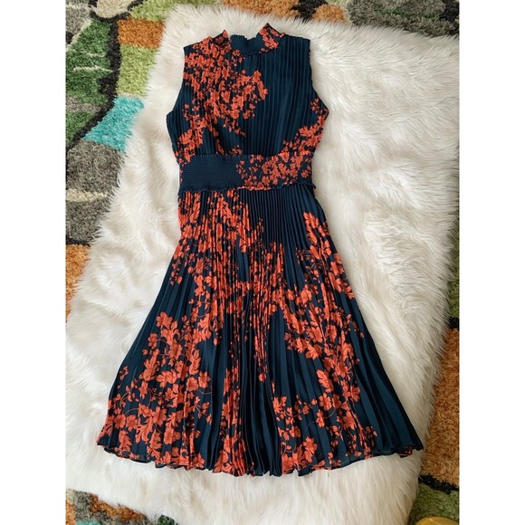 Nanette Lepore Dresses & Skirts - Nanette Lepore dress